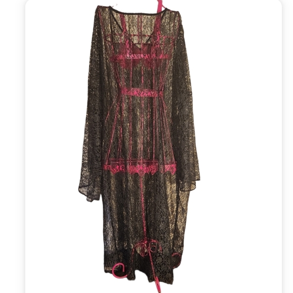 KIMO SLEEVE BLK.LACE V NECK FLOWEY VINTAGE COVER UP. - Picture 11 of 11